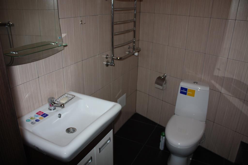 Suite On Railway Station 伊万诺-弗兰科夫斯克 客房 照片